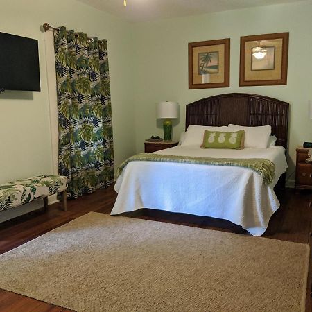 Lake Minneola Inn Екстер'єр фото